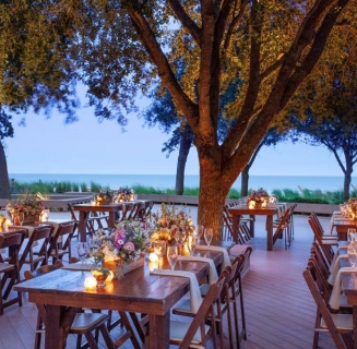 outdoor wedding reception setup