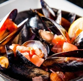 steamed mussels