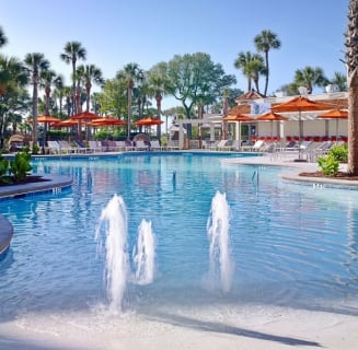 sonesta-resort-hhi-zero-entry-pool-resized.jpg
