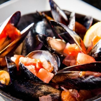 steamed mussels