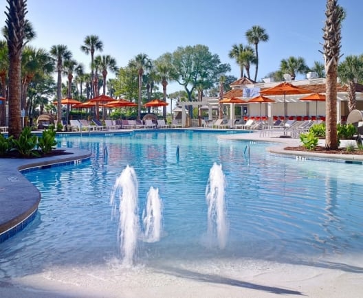 sonesta-resort-hhi-zero-entry-pool-resized.jpg