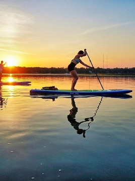 paddle board