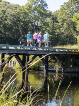 golfing in nature 