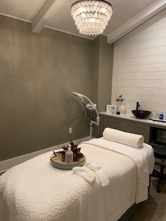 Pampering awaits in our treatment rooms.  Indulge in a massage, body treatment, hydrafacial or organic facial.  